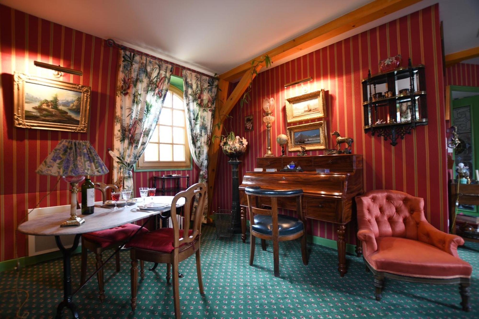 Le Val Clos, Appartement Dans Une Maison De Maitre 19E Tanlay Exteriör bild