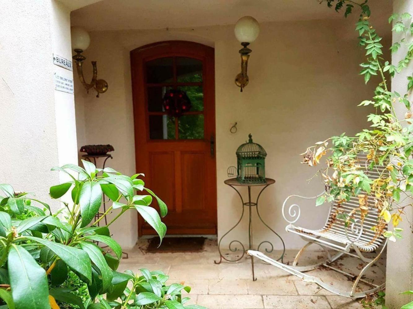 Le Val Clos, Appartement Dans Une Maison De Maitre 19E Tanlay Exteriör bild